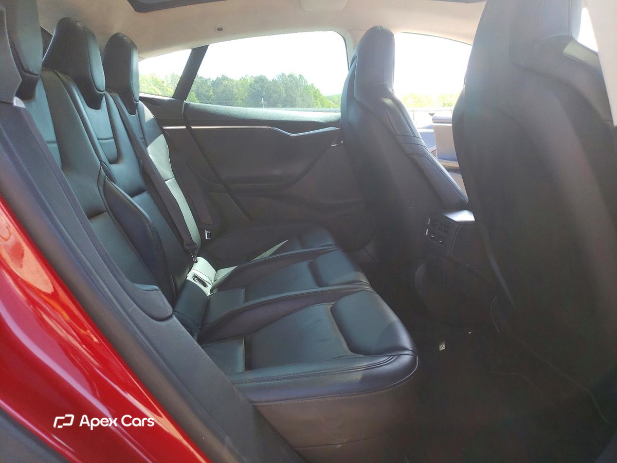 Tesla Model S 2014
