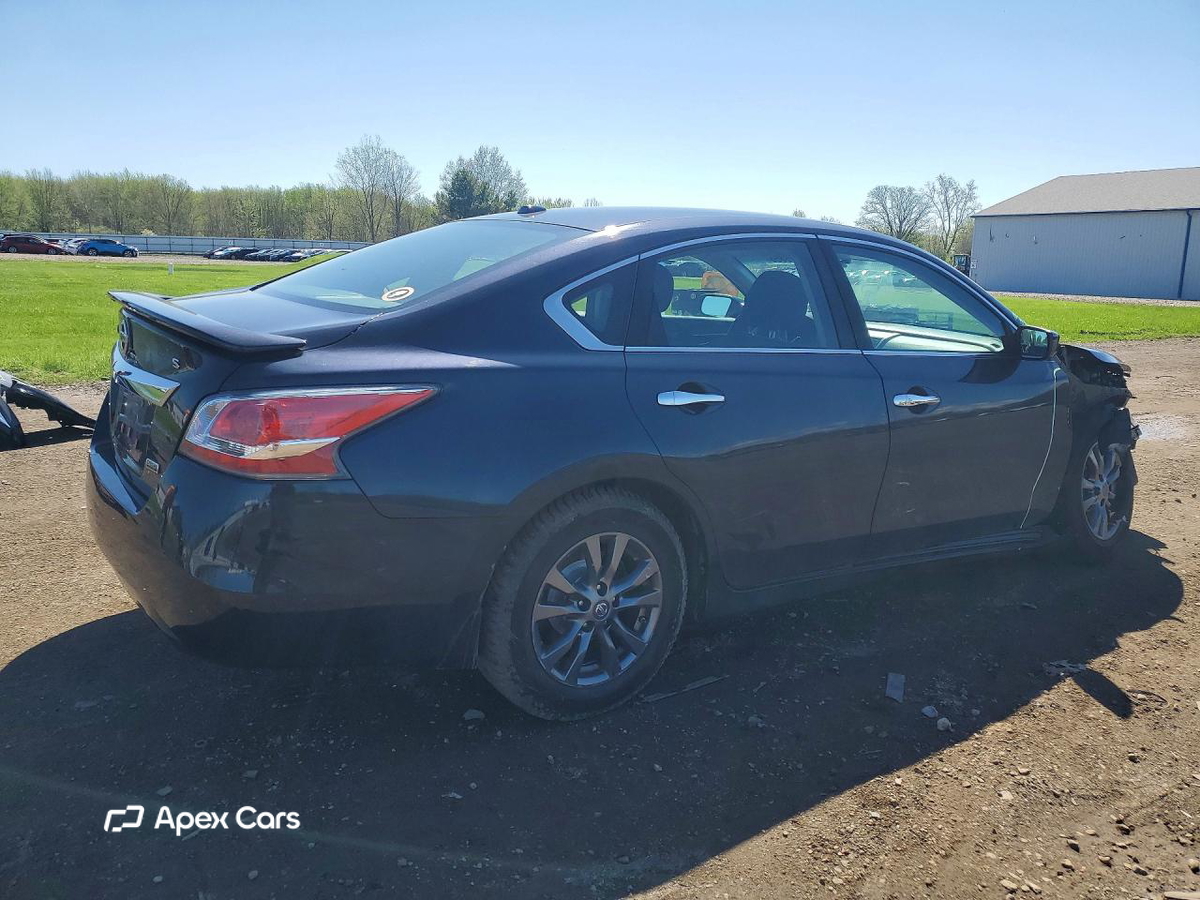 Nissan Altima 2015