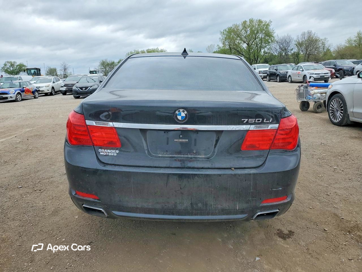 BMW Series 7 2010
