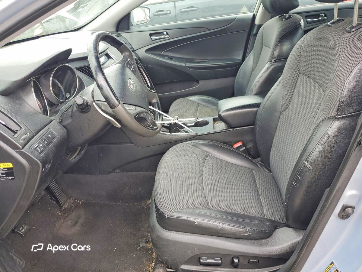 Hyundai Sonata 2012