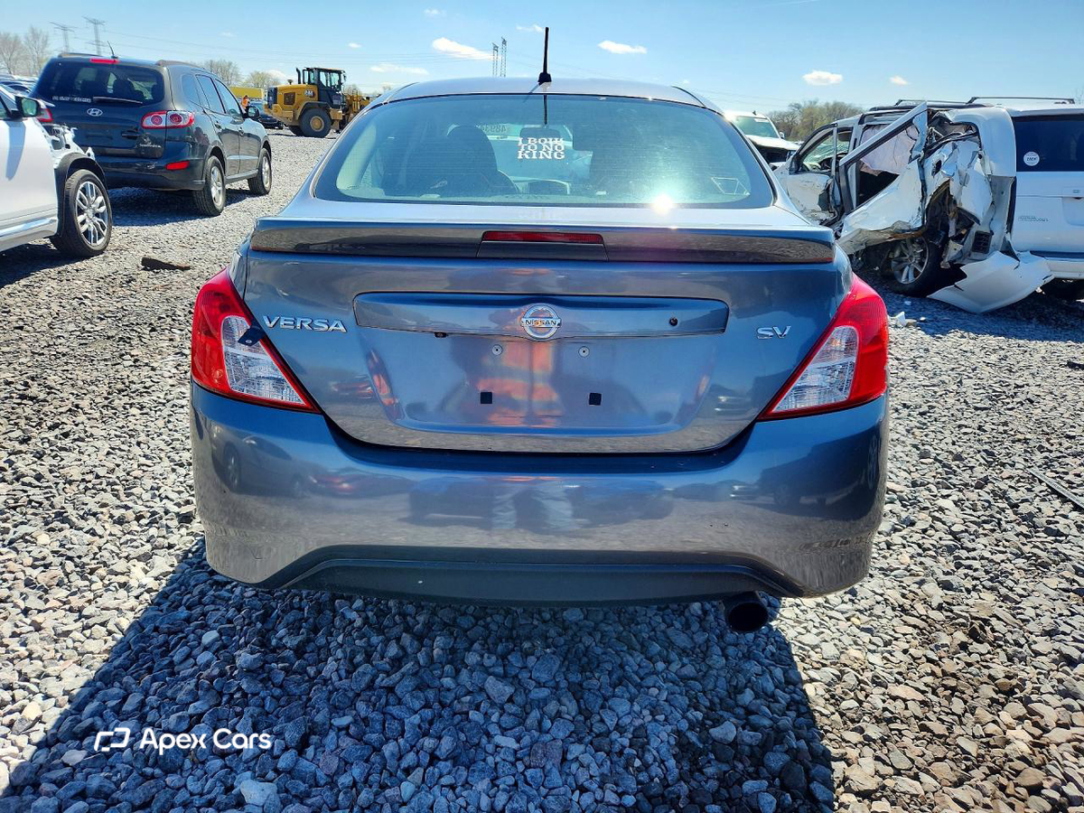 Nissan Versa 2019