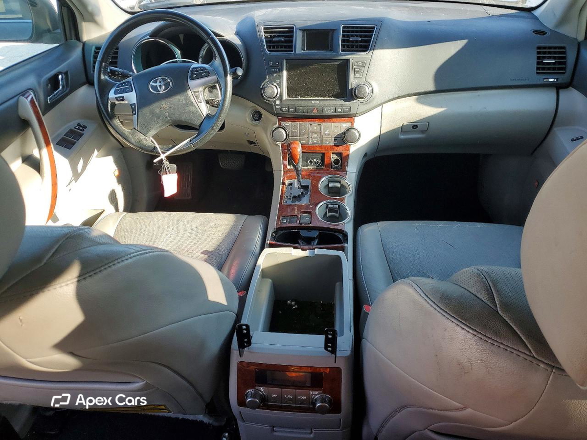 Toyota Highlander 2011