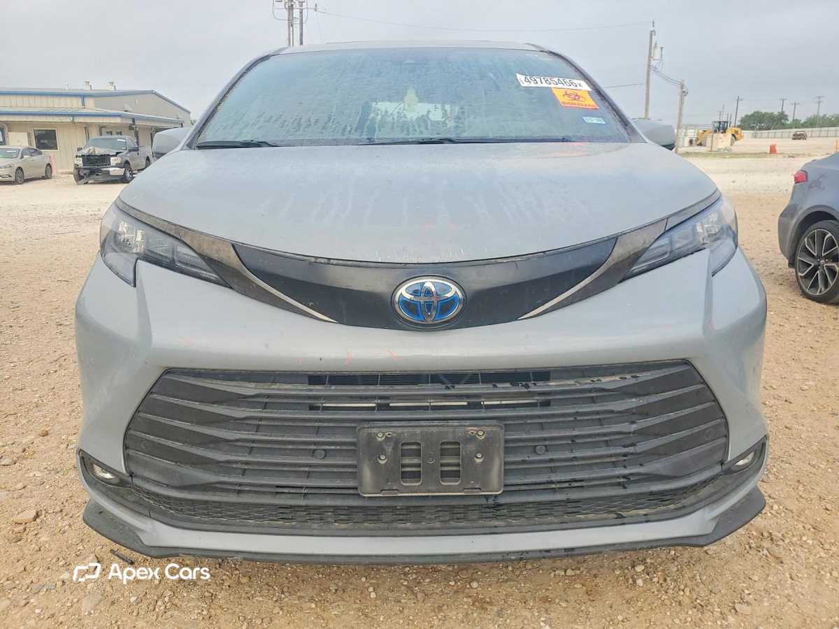 Toyota Sienna 2024