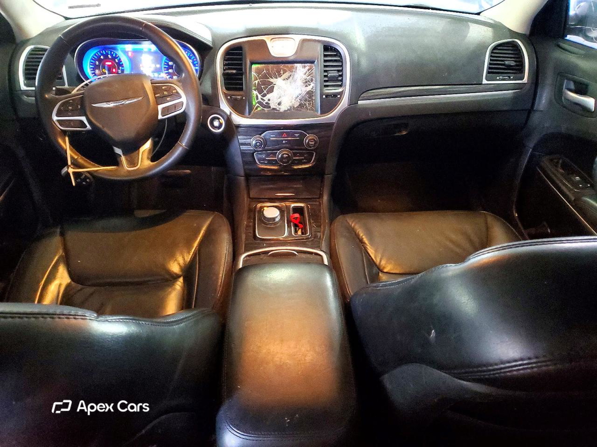 Chrysler 300 2017