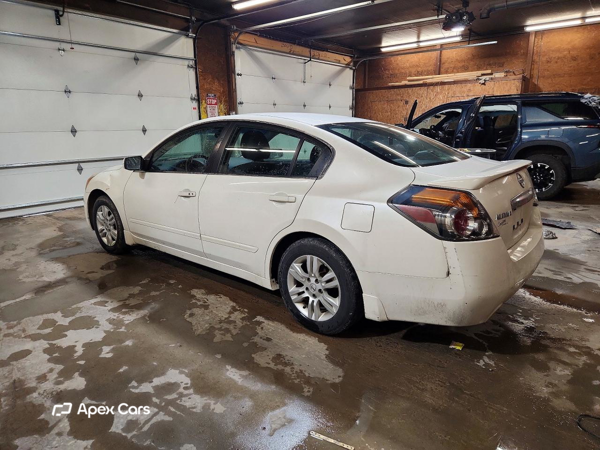 Nissan Altima 2011