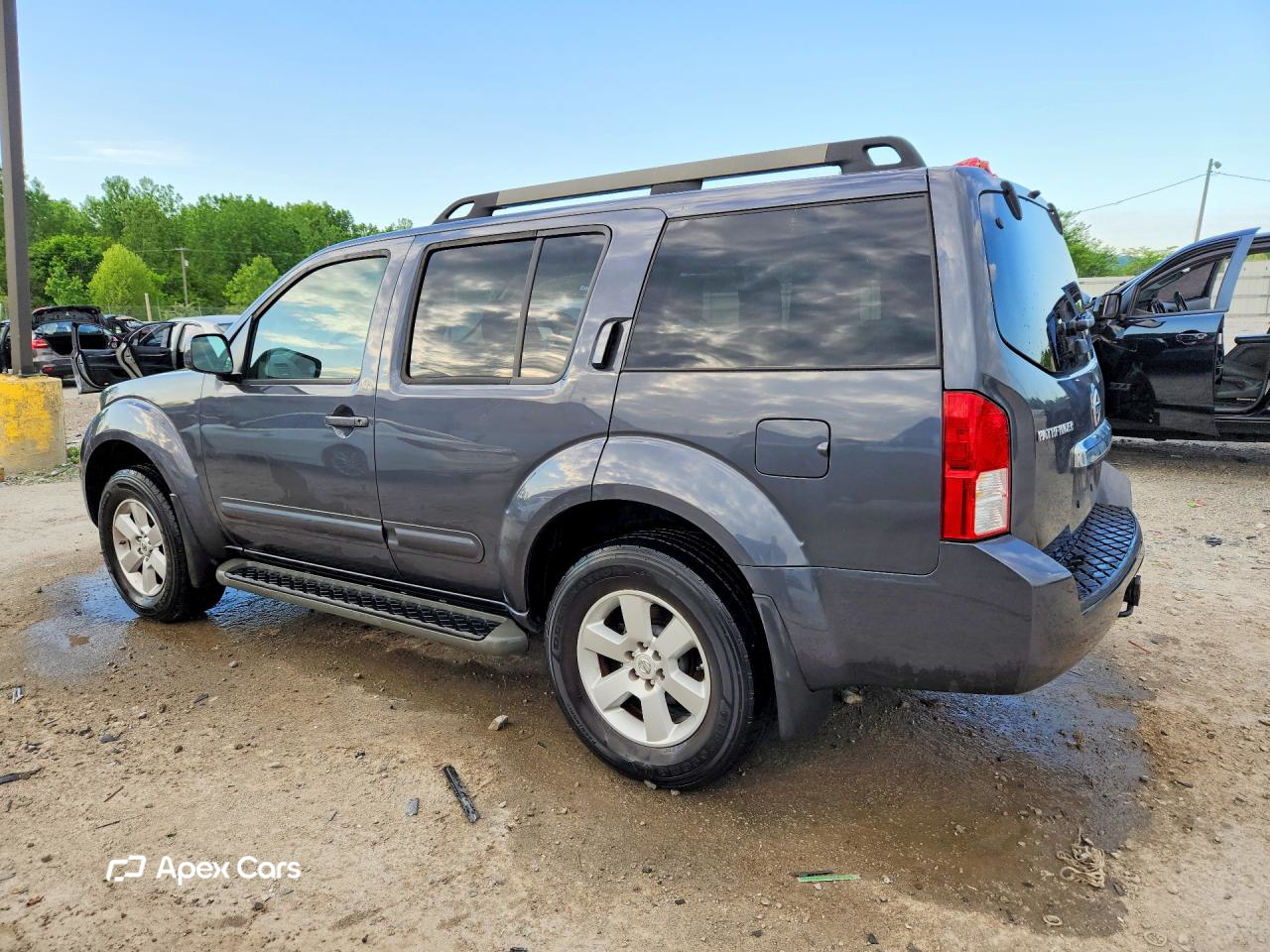 Nissan Pathfinder 2012