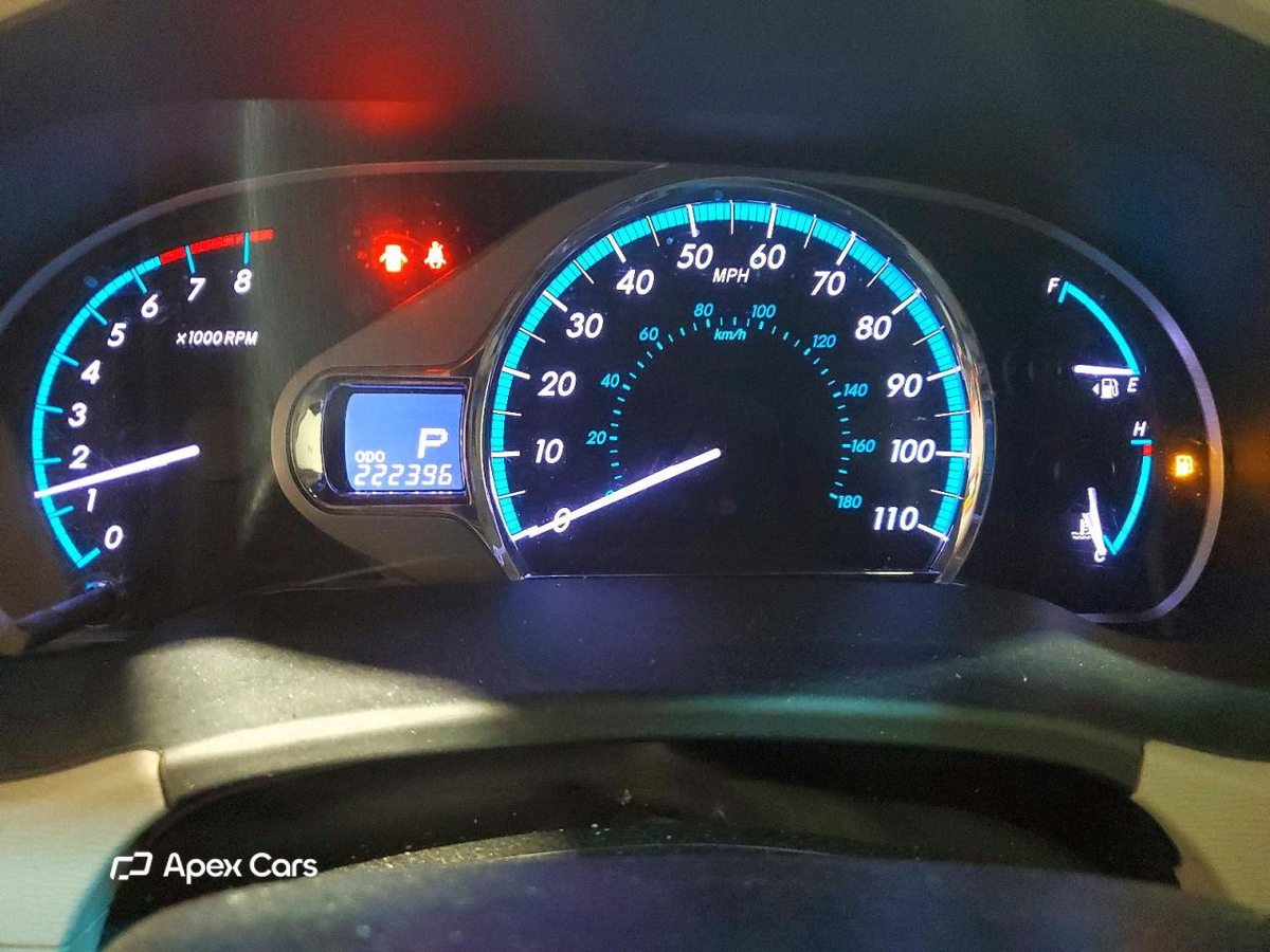 Toyota Sienna 2011