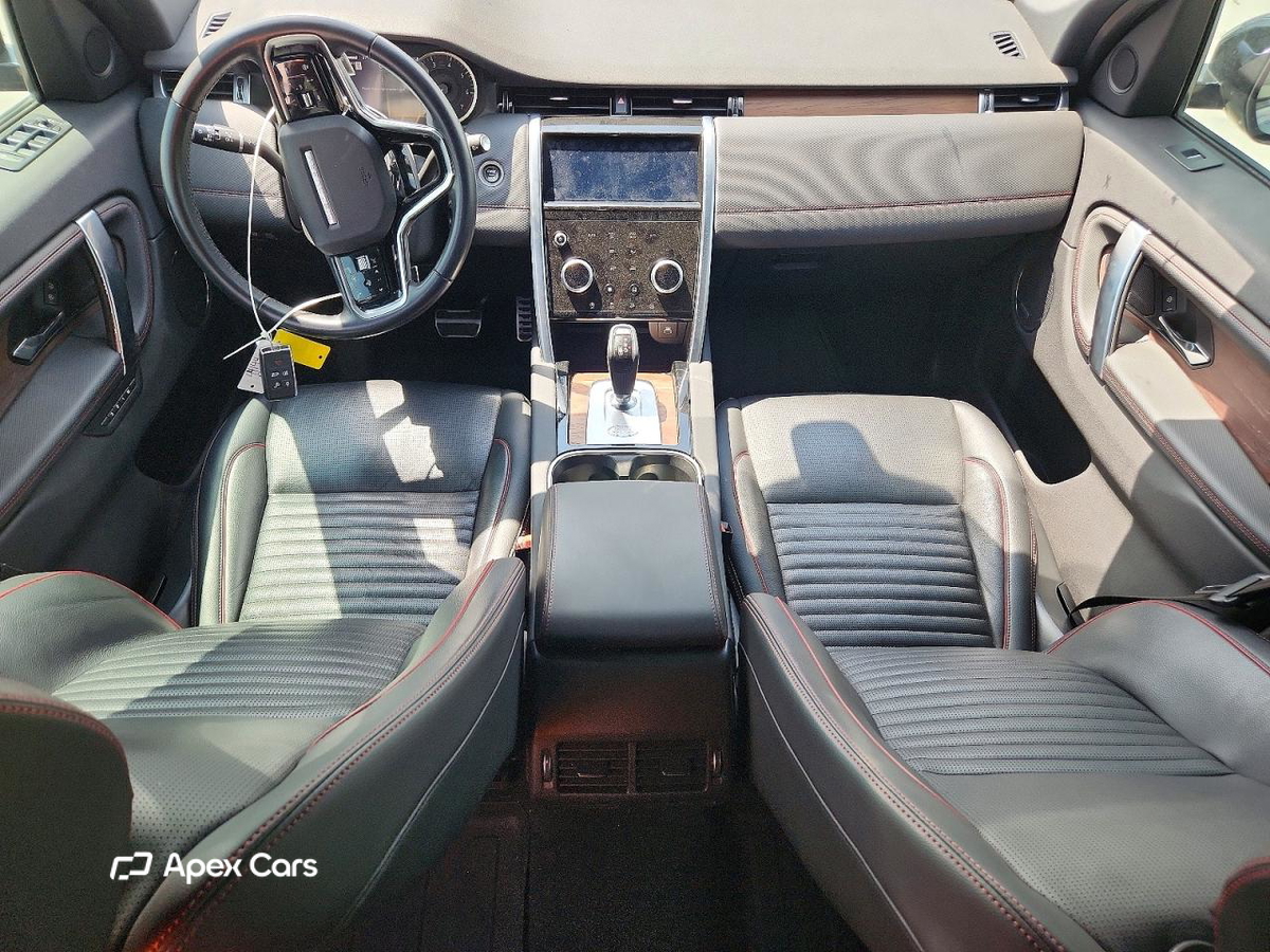 Land Rover Discovery 2023