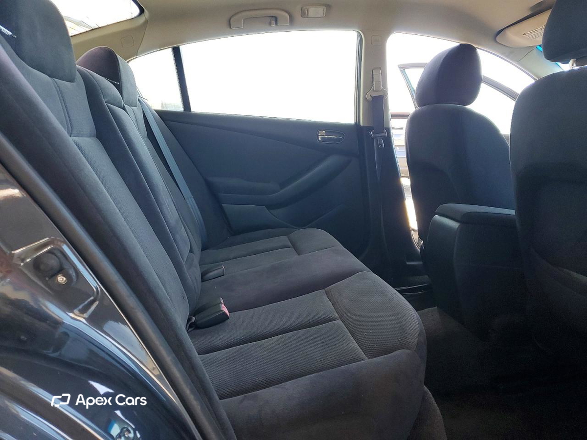 Nissan Altima 2008