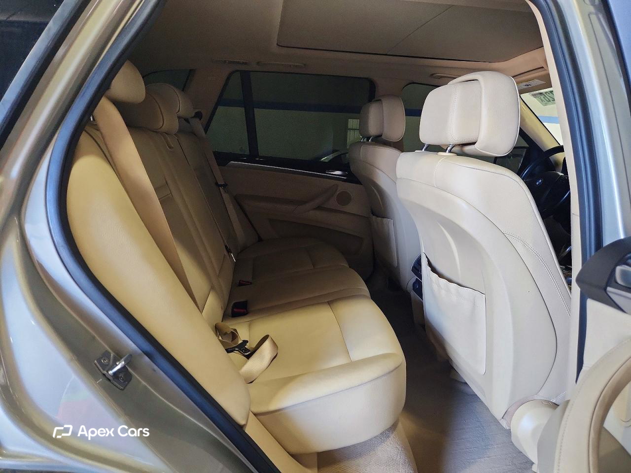 BMW X5 2011