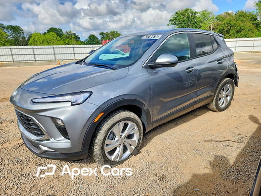 Buick Encore 2026 - Image 1 of 5