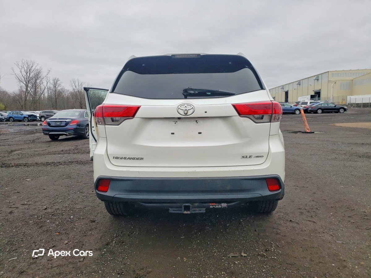 Toyota Highlander 2018