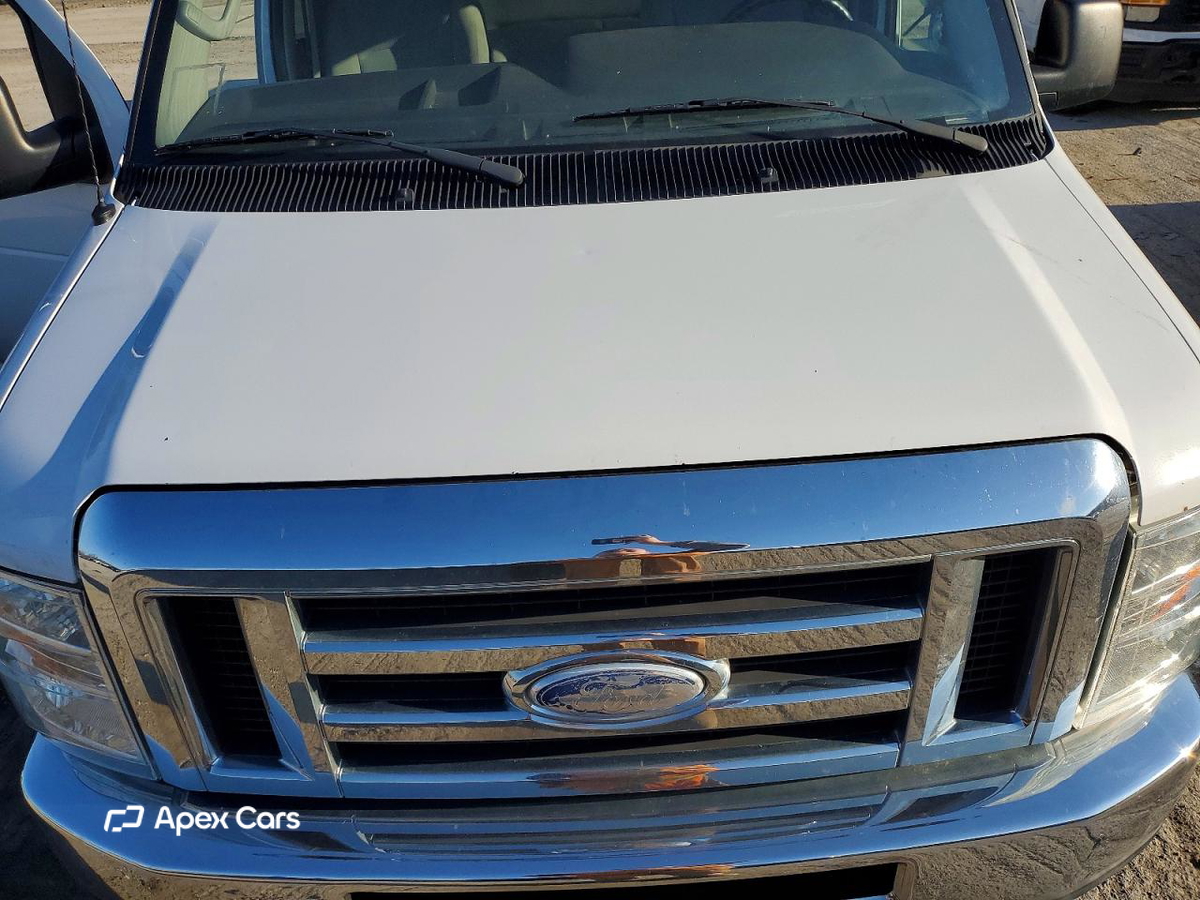 Ford Econoline 2014