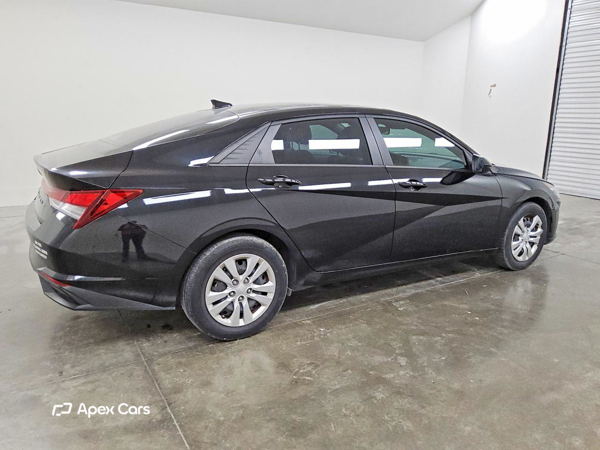 Hyundai Elantra 2023