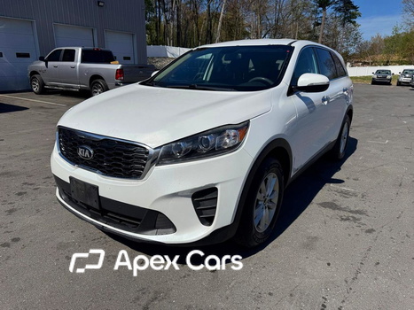 Kia Sorento 2019 - Image 1 of 10