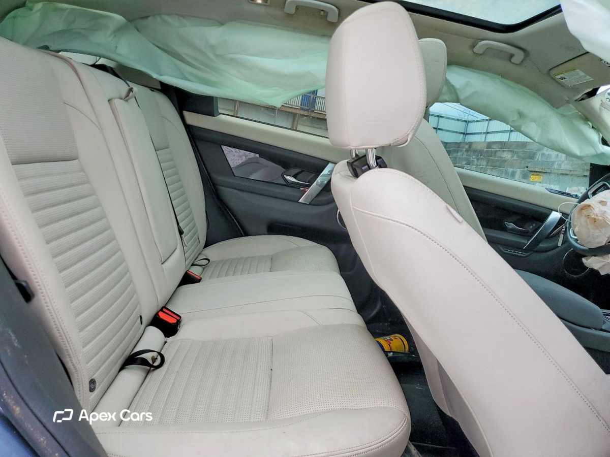 Land Rover Discovery 2023