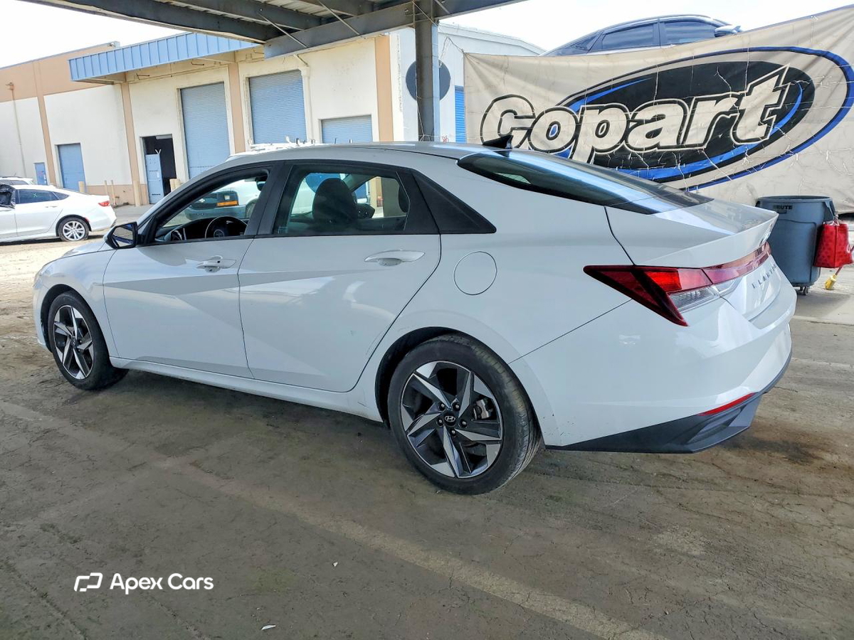 Hyundai Elantra 2023