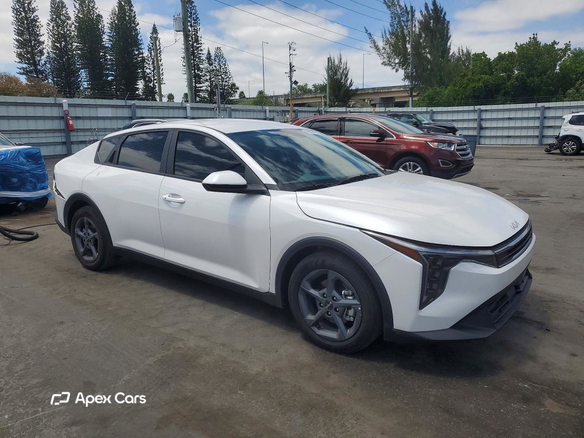 Kia K4 2025
