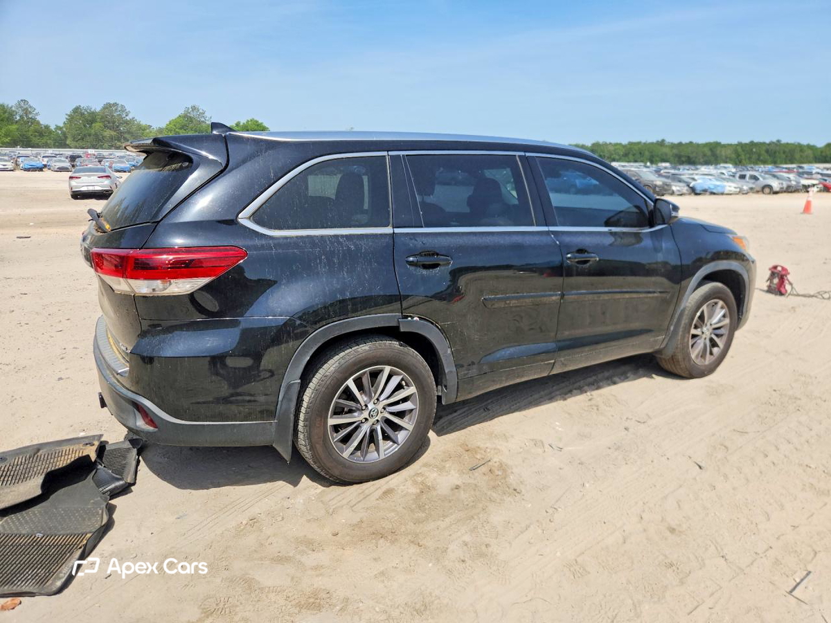 Toyota Highlander 2018