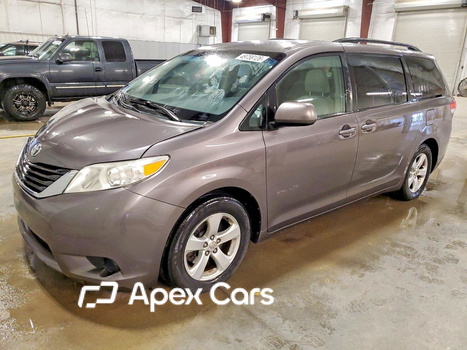 Toyota Sienna 2012 - Image 1 of 13