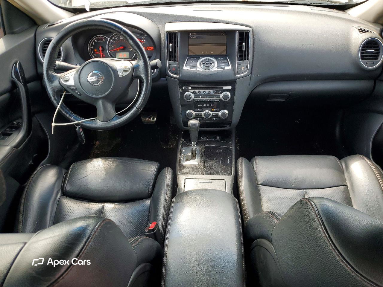Nissan Maxima 2010