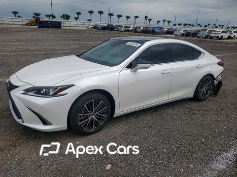 Lexus ES 2022 - Image 1 of 14