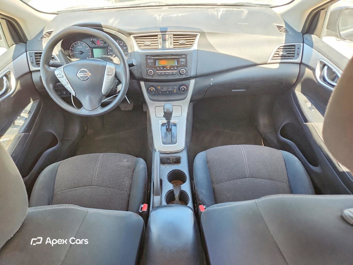 Nissan Sentra 2015