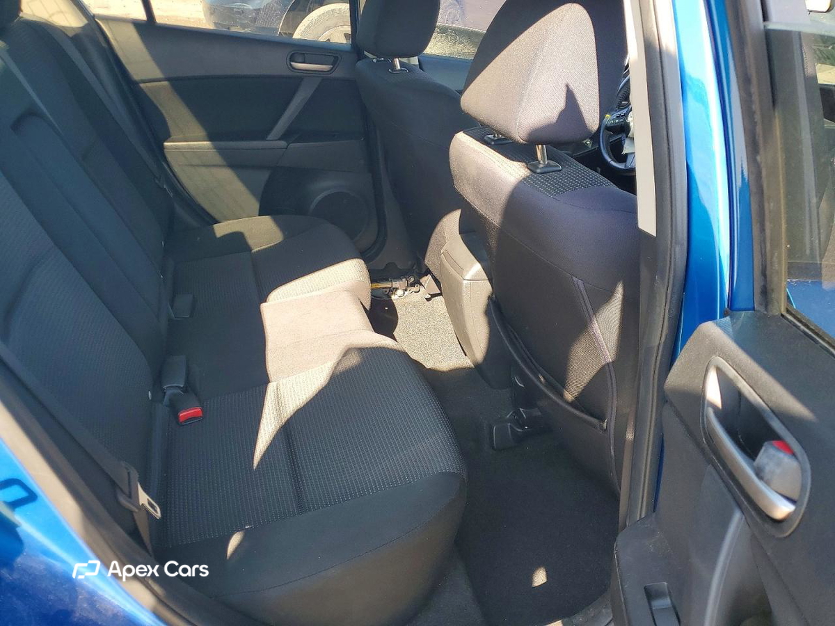 Mazda 3 2012