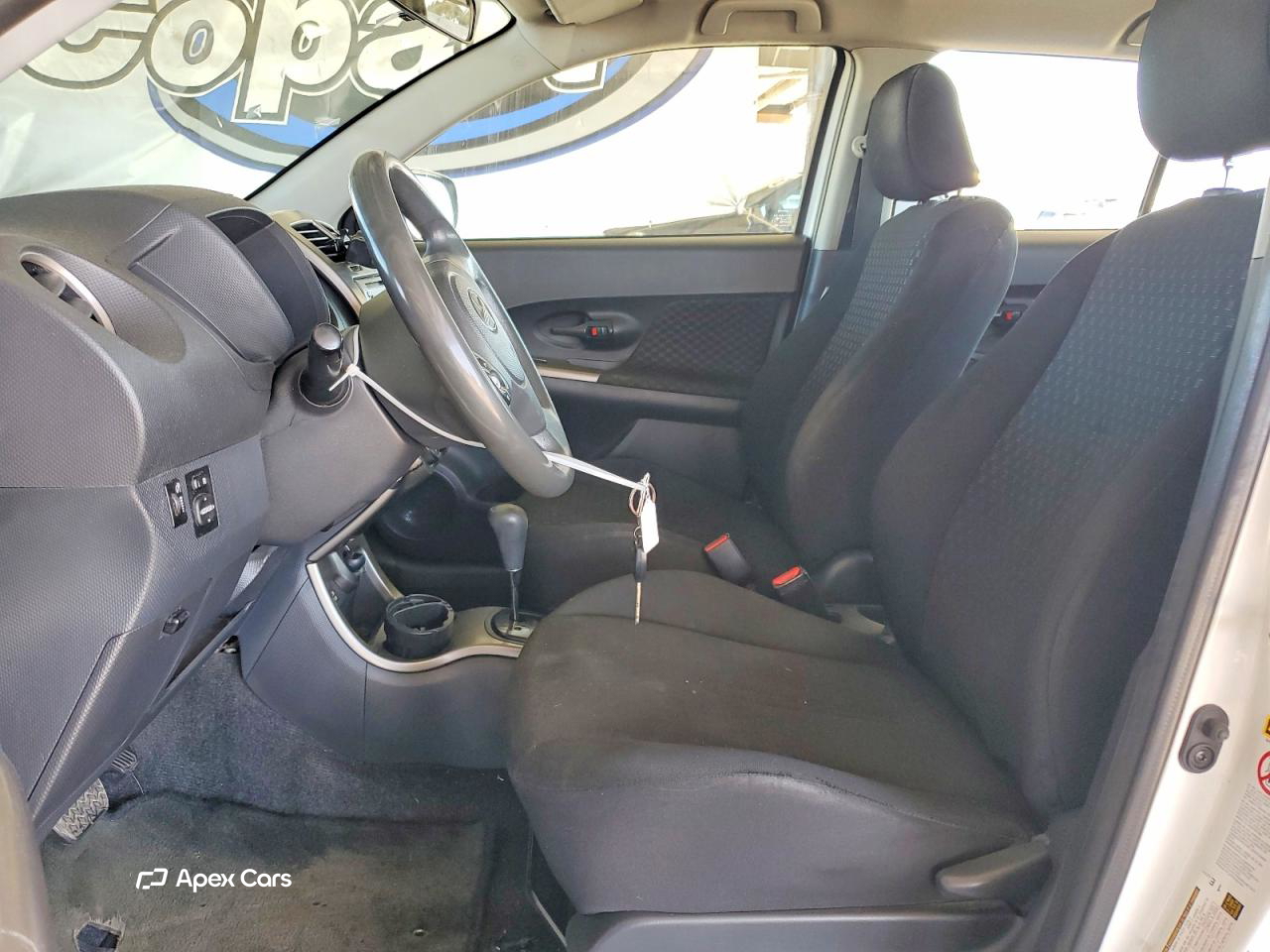 Scion xD 2012