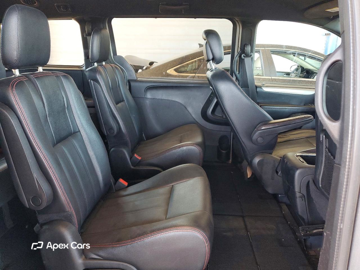 Dodge Caravan 2018