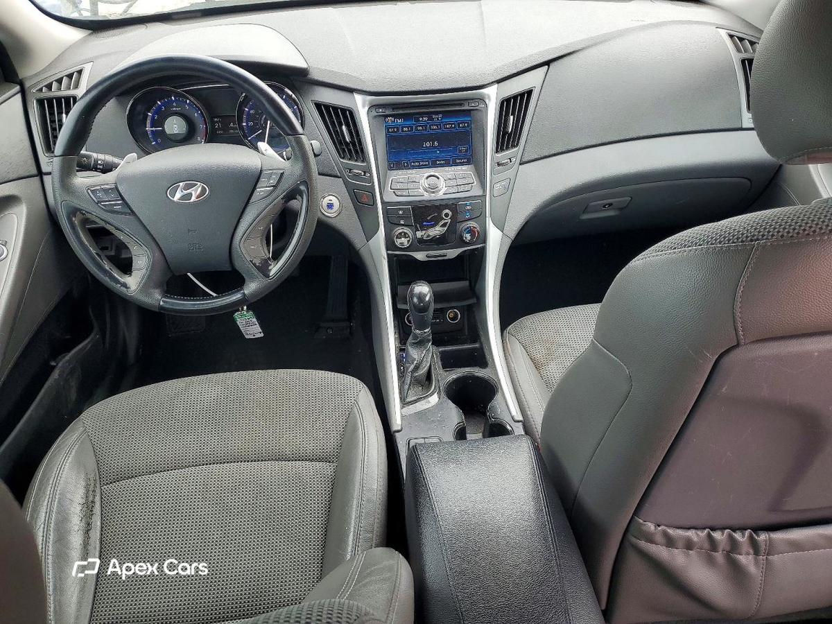 Hyundai Sonata 2013