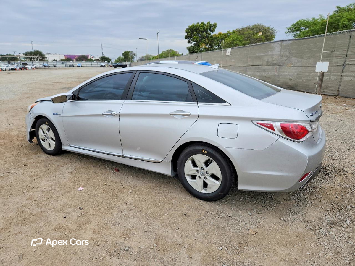 Hyundai Sonata 2012