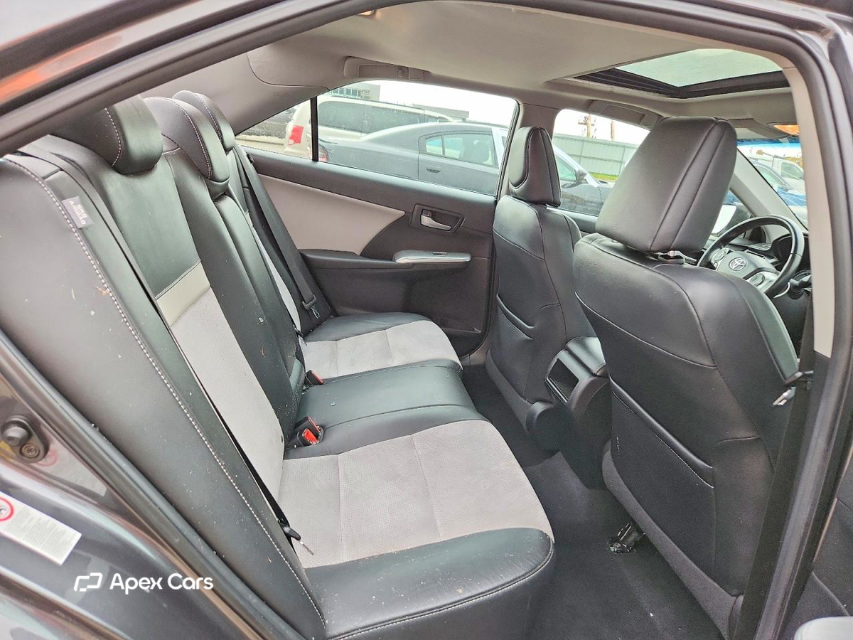Toyota Camry 2012