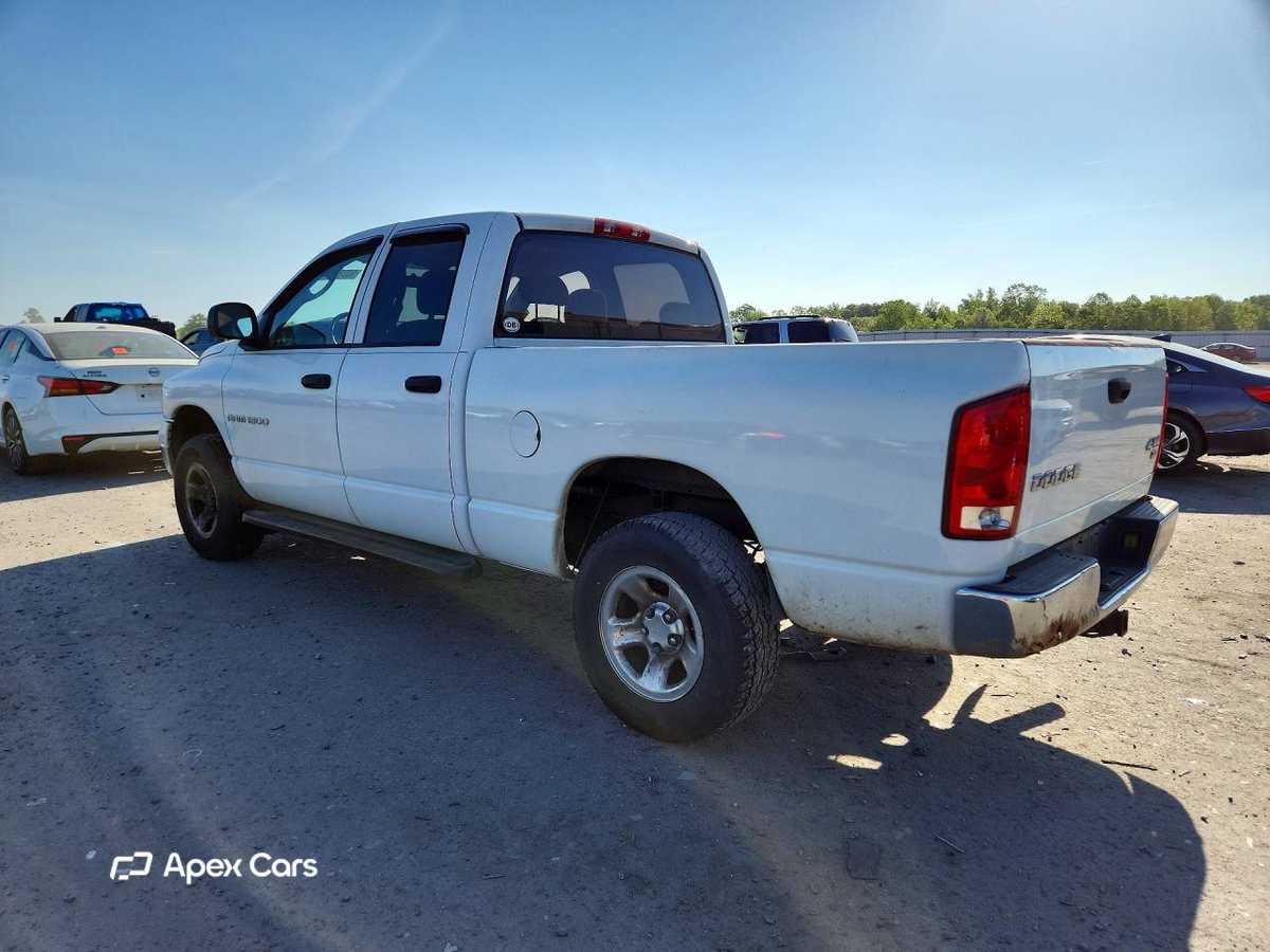 Dodge RAM 2004