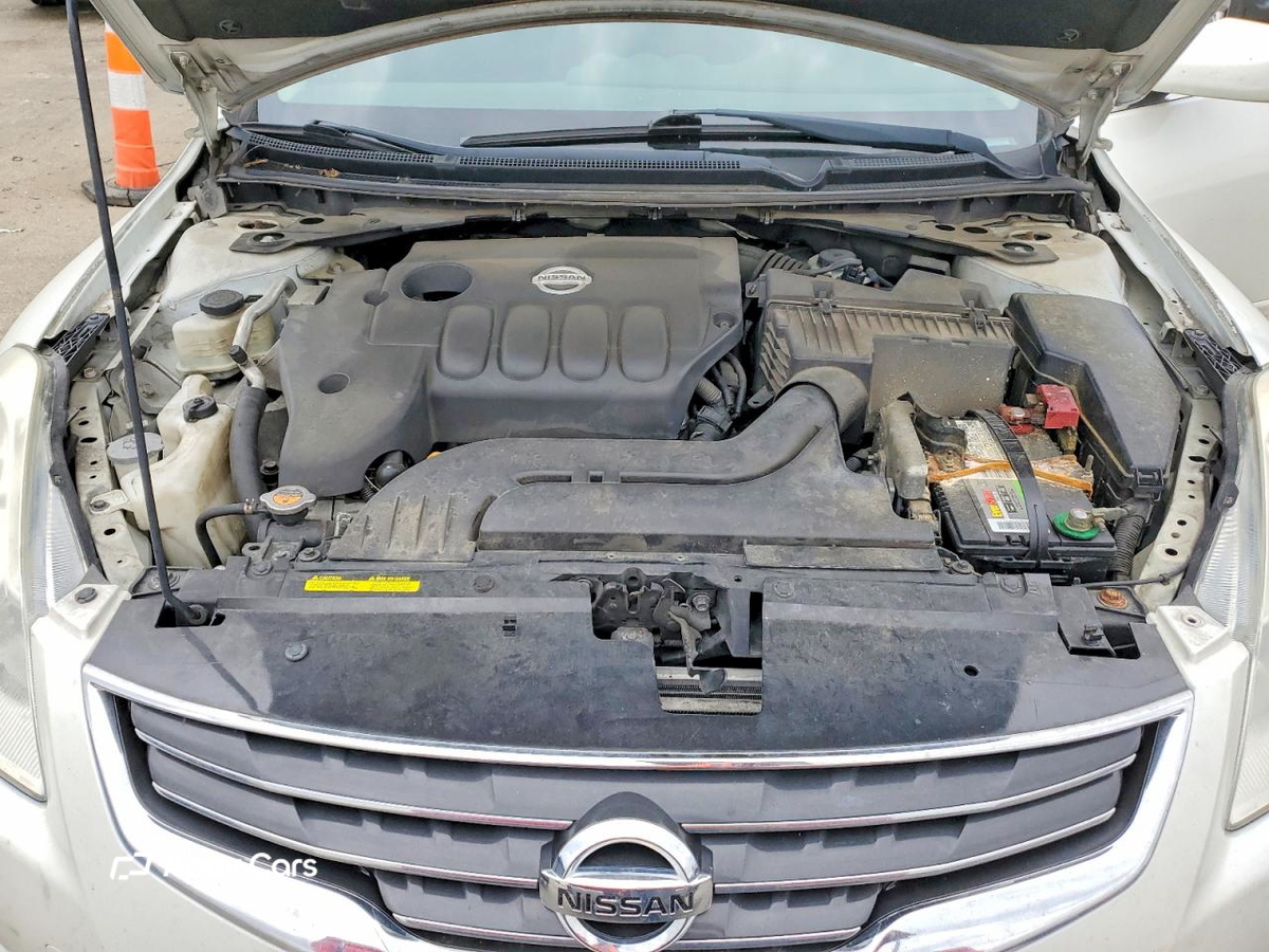 Nissan Altima 2011