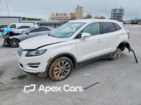 Lincoln MKC 2019 - Image 1 of 13