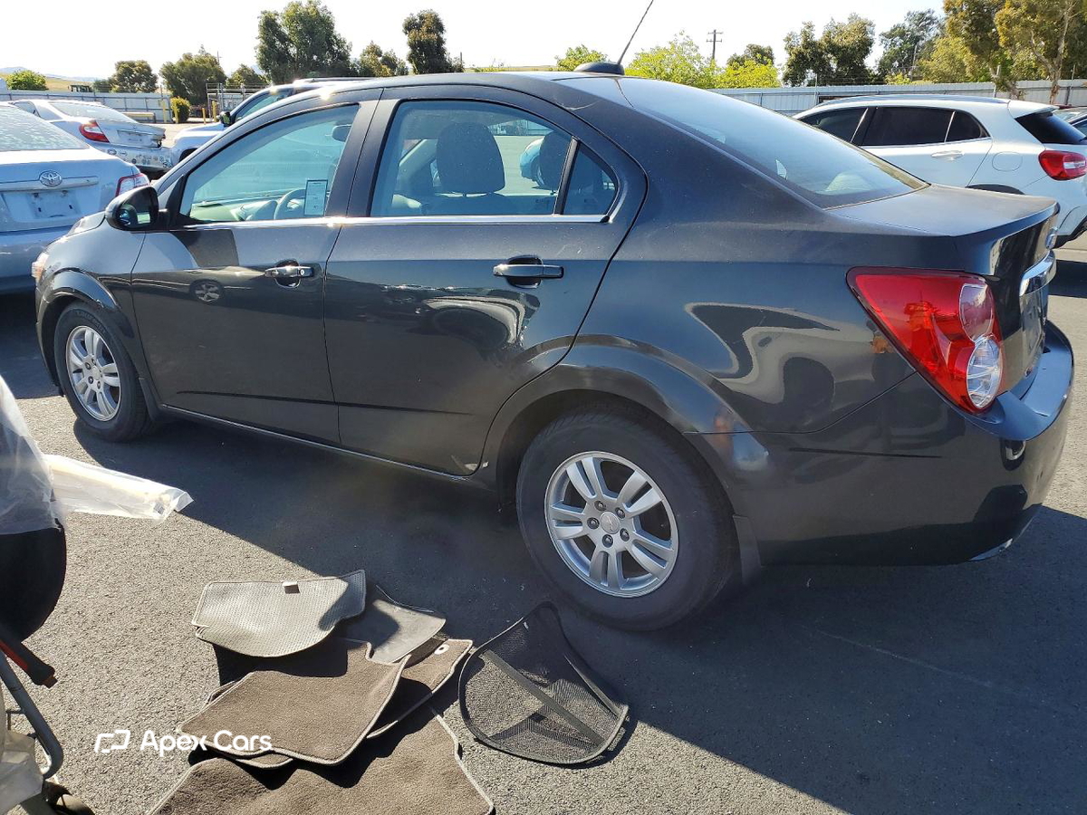 Chevrolet Sonic 2015