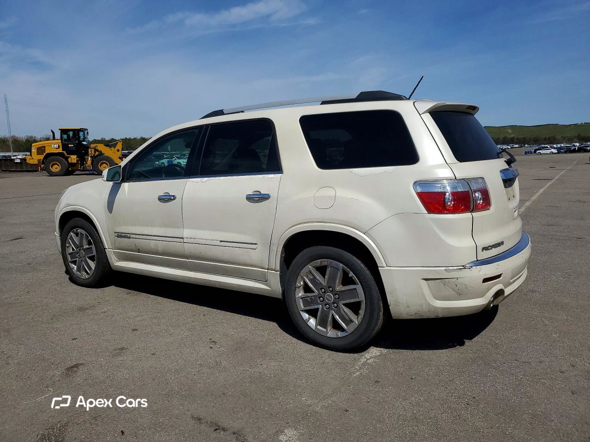 GMC Acadia 2011