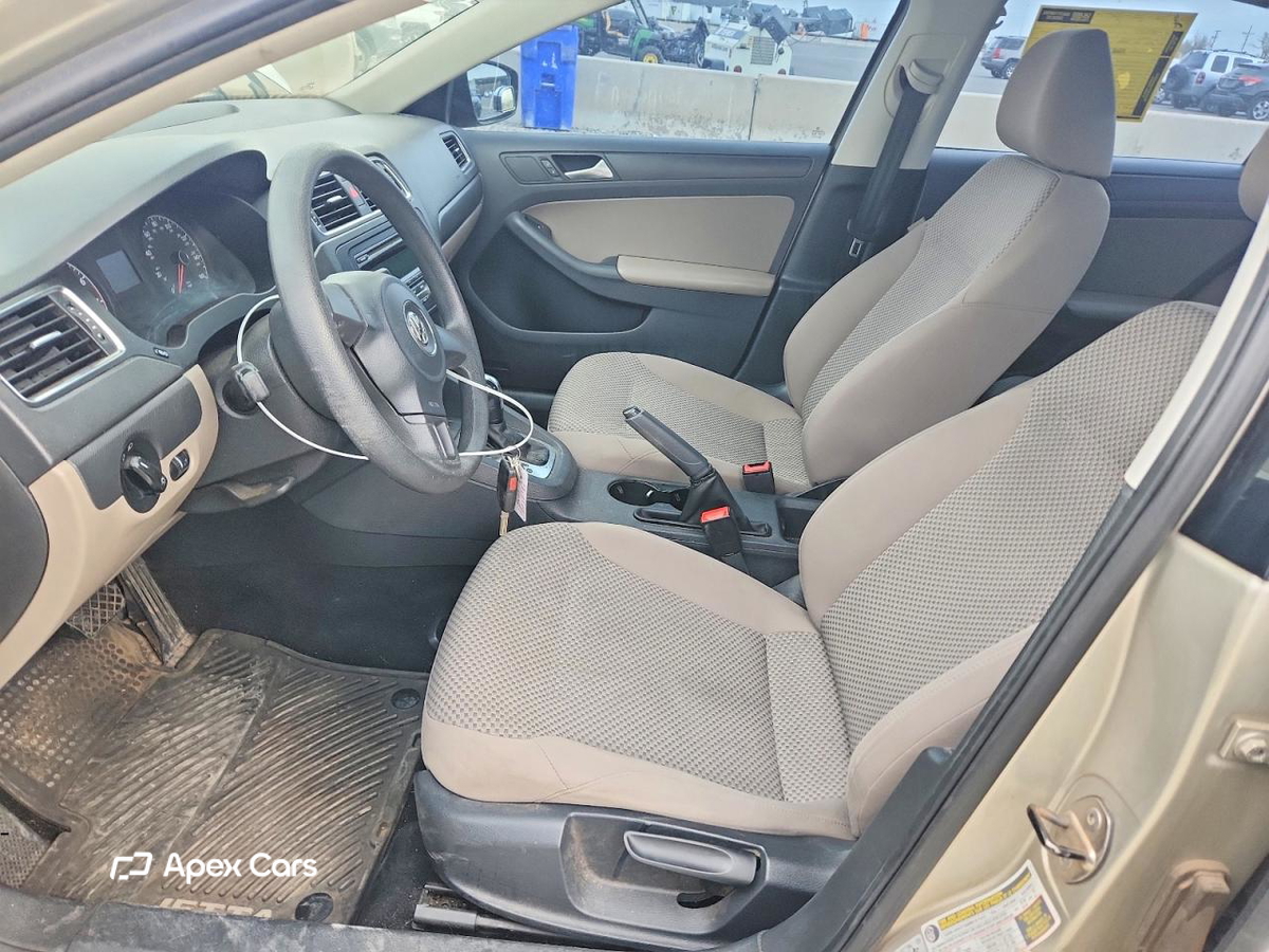 Volkswagen Jetta 2013