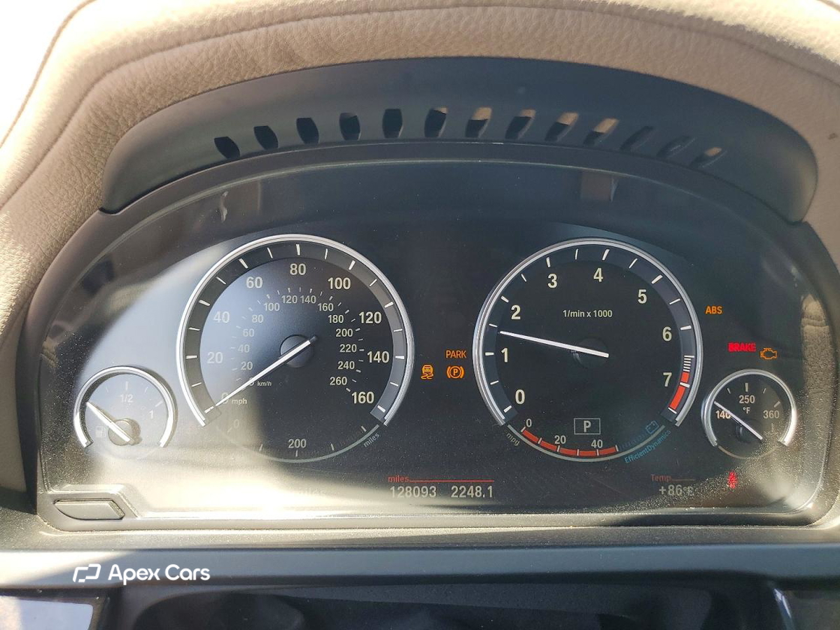 BMW Series 7 2011