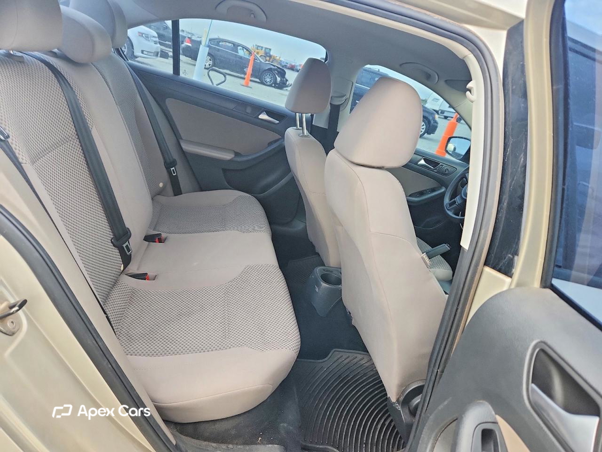 Volkswagen Jetta 2013