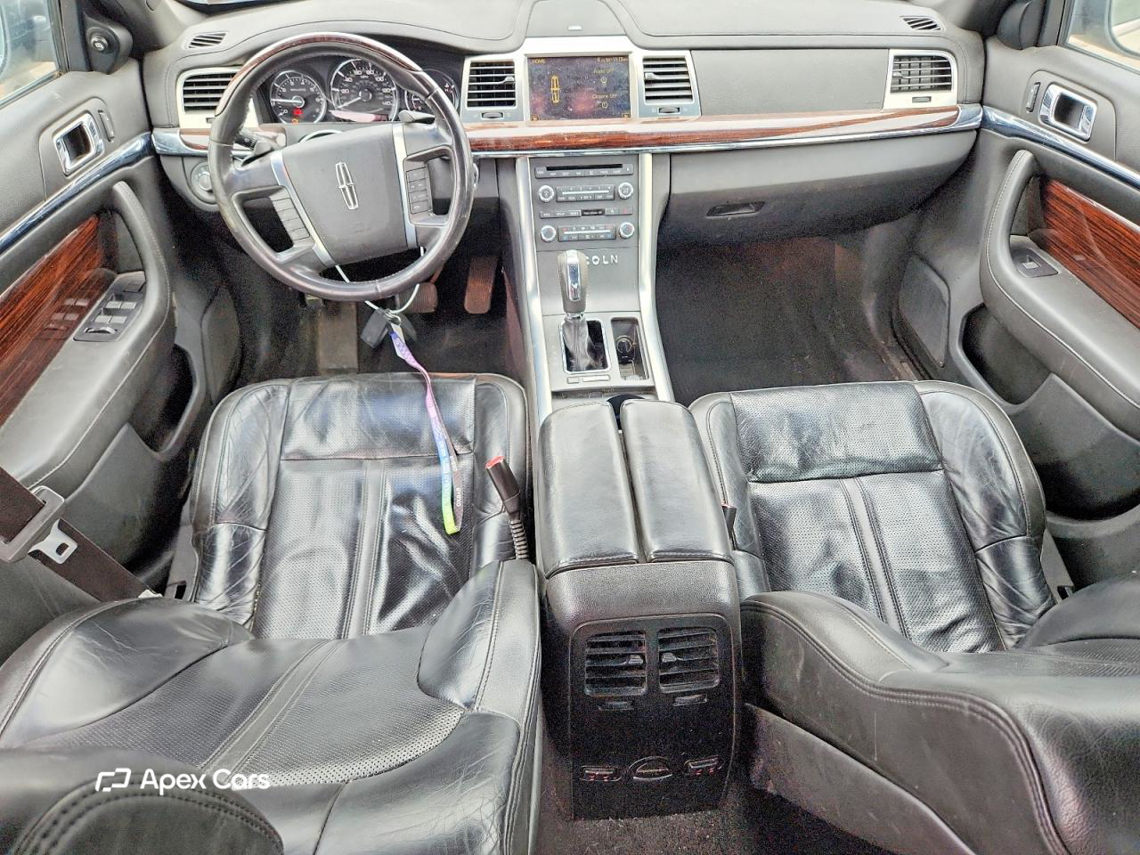 Lincoln MKS 2010