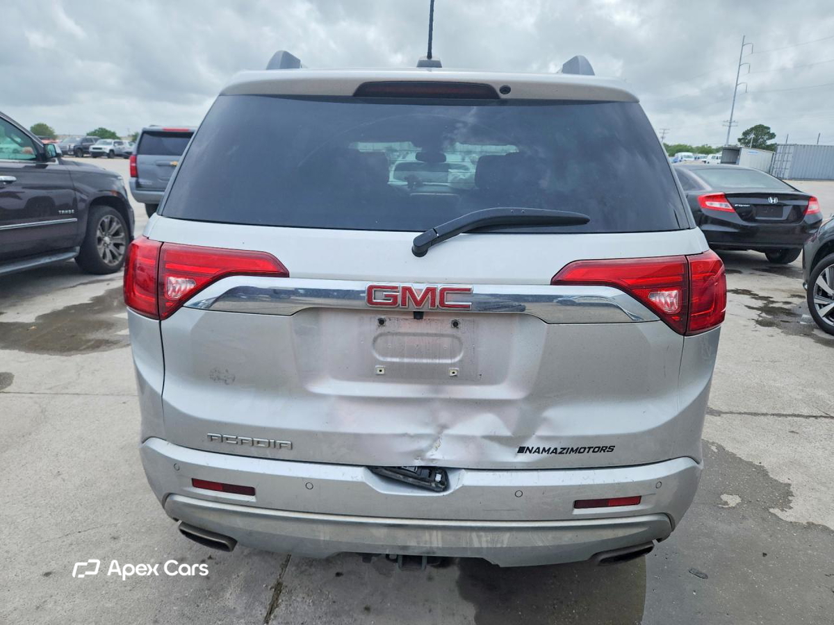 GMC Acadia 2017
