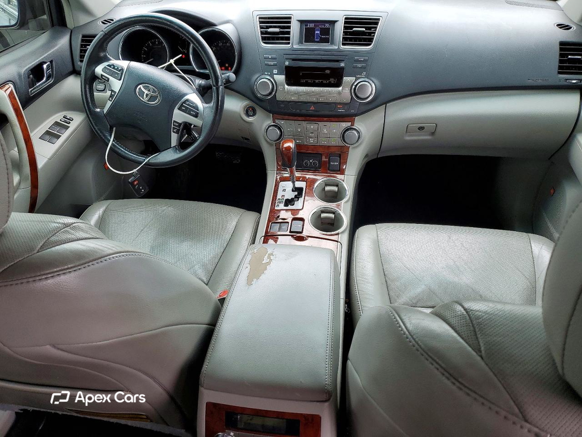 Toyota Highlander 2011