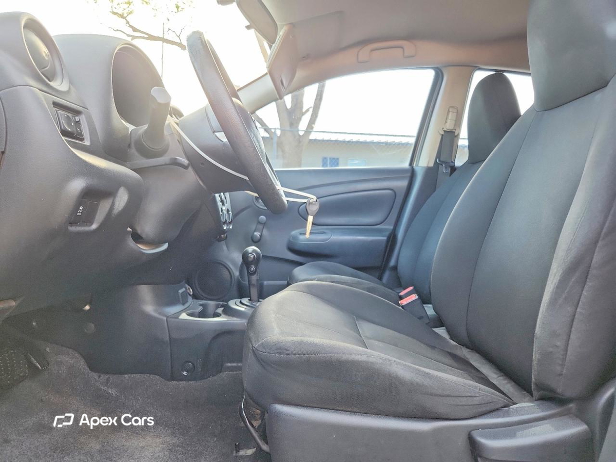 Nissan Versa 2017