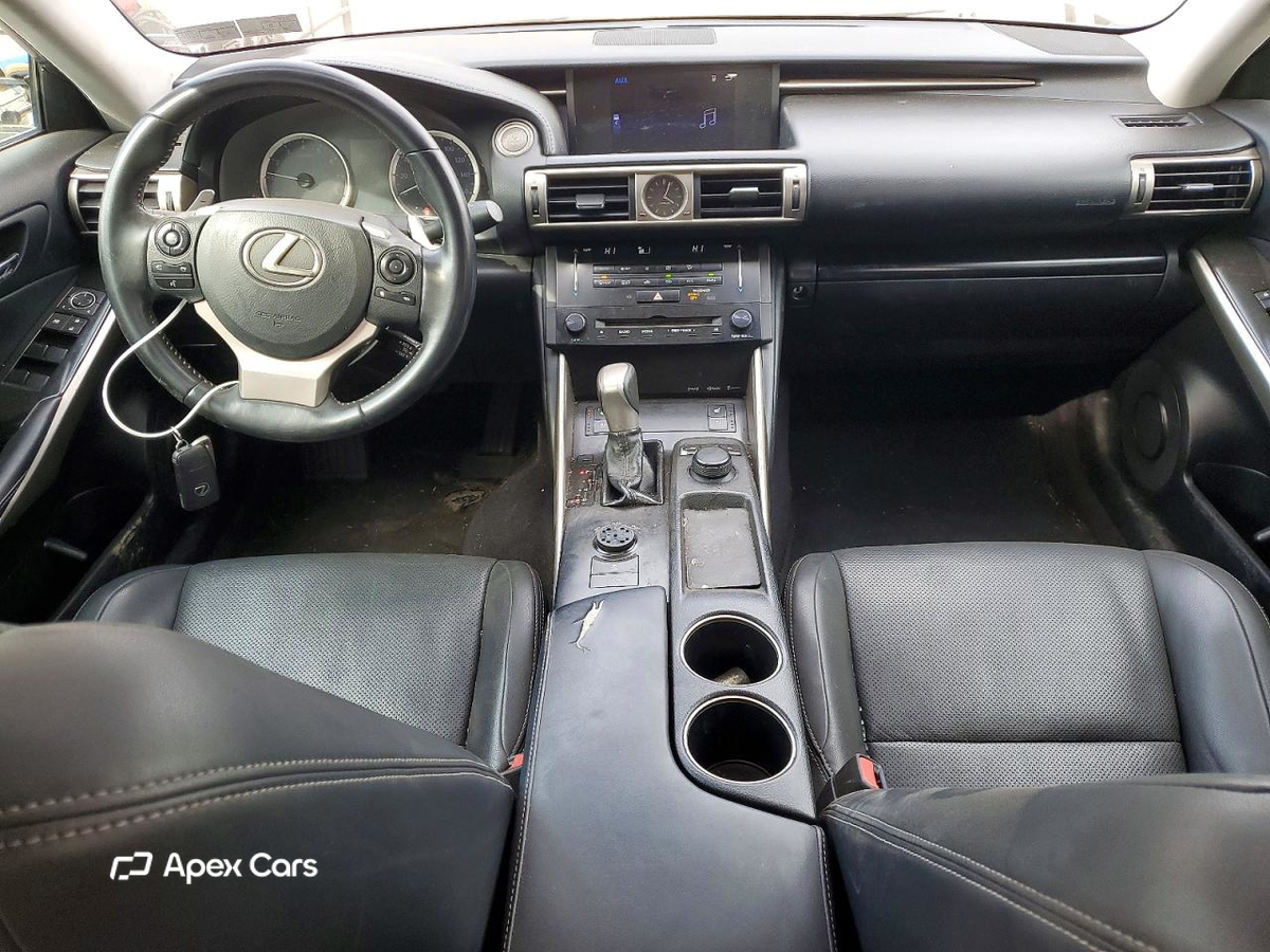 Lexus IS 2014