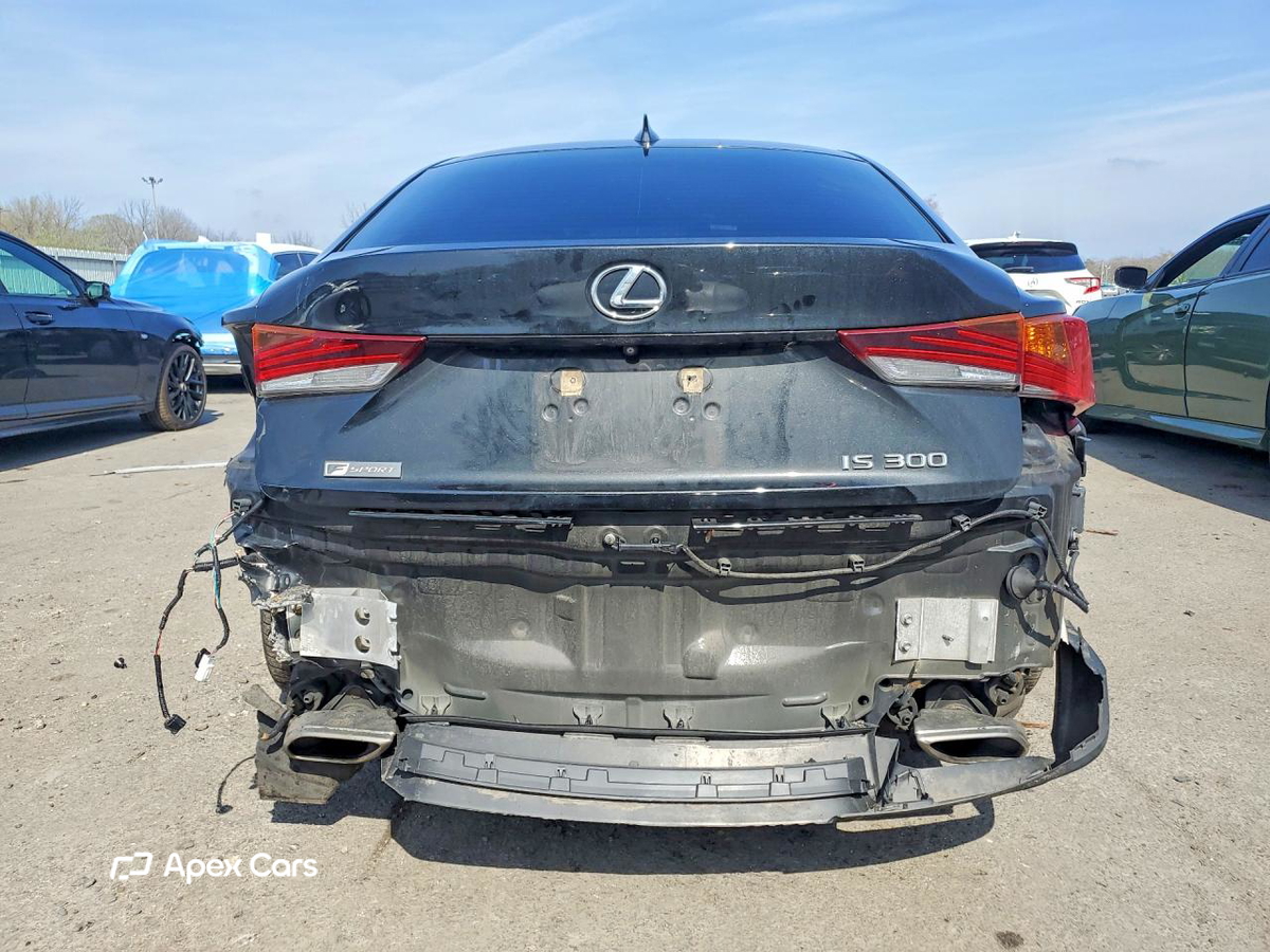 Lexus IS 2018