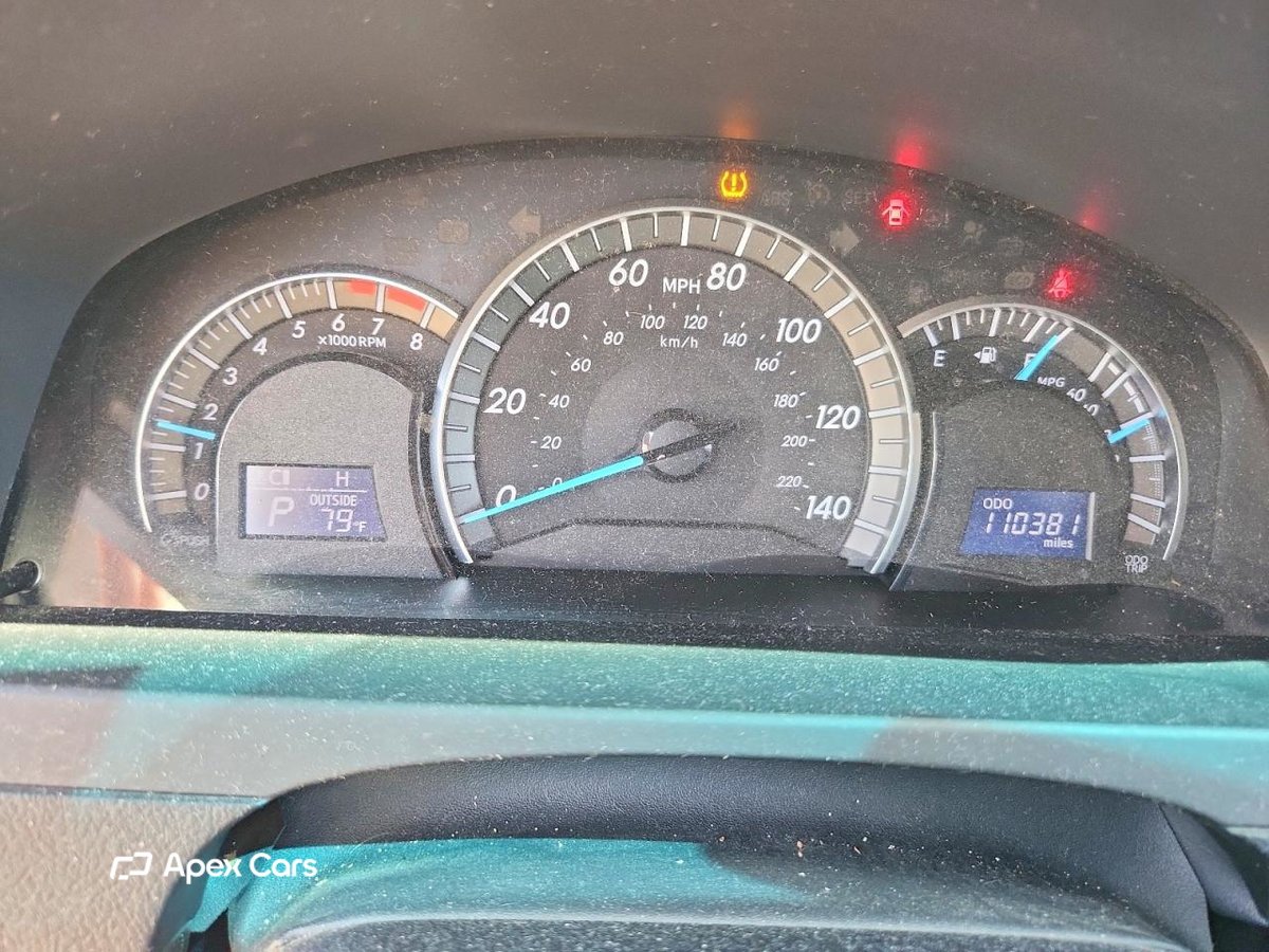 Toyota Camry 2012