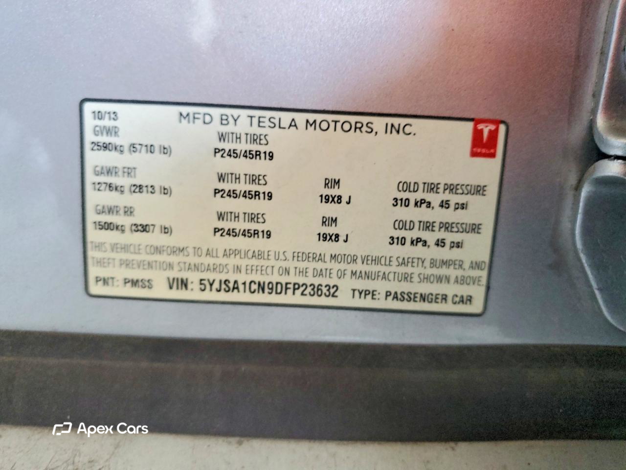 Tesla Model S 2013