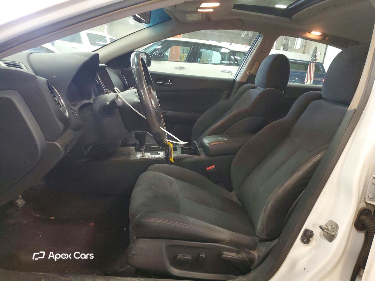Nissan Maxima 2014